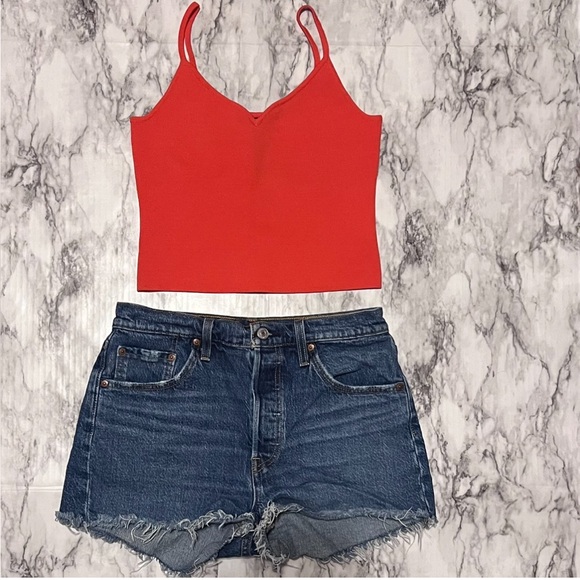 Express's Body Contour Cami Top Cropped - Picture 5 of 6